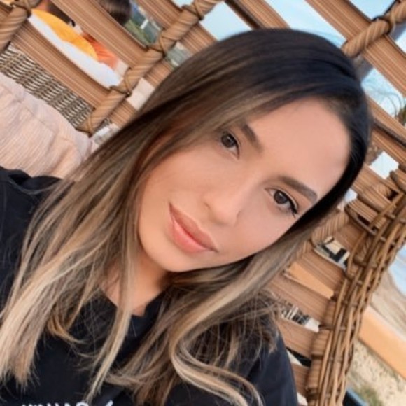 adrienneguthri4